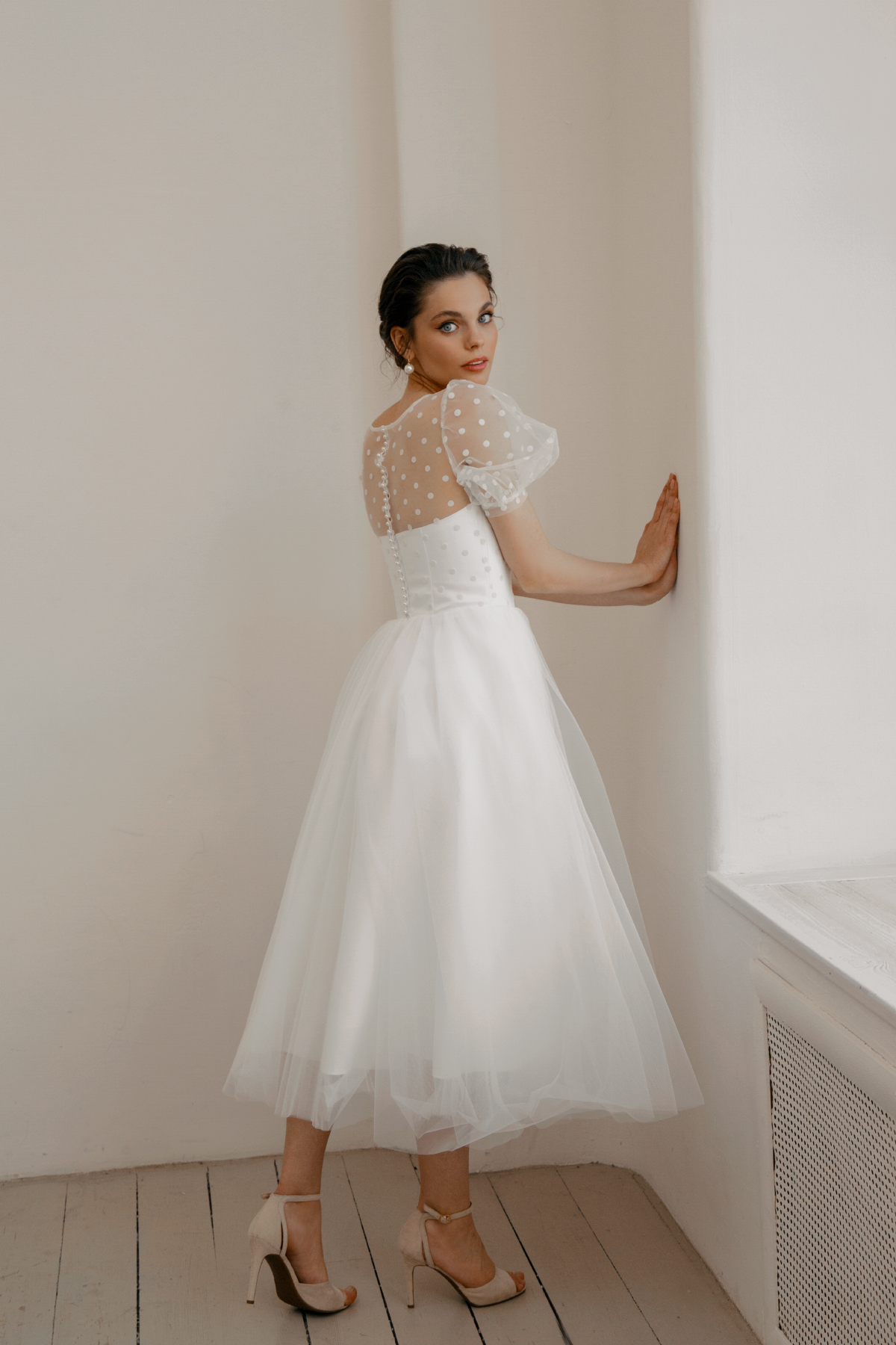 Short corset wedding dress with sleeves